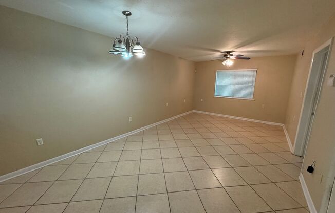 2 beds, 2 baths, $1,200