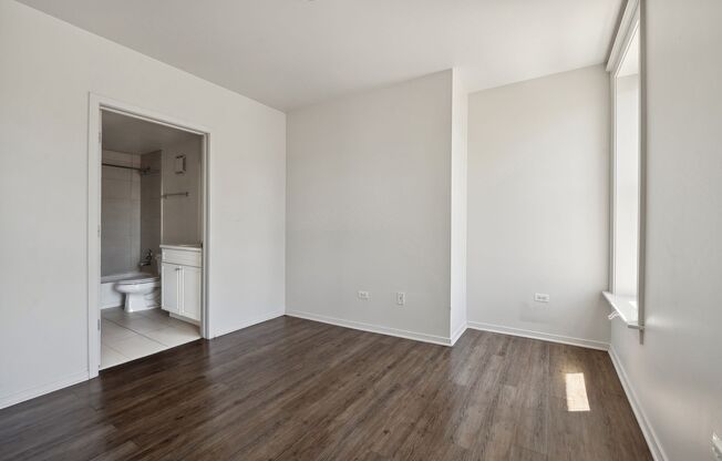 1 bed, 1 bath, 577 sqft, $1,850, Unit 403