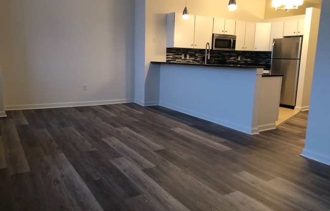 2 beds, 2 baths, 1,028 sqft, $1,499, Unit 606