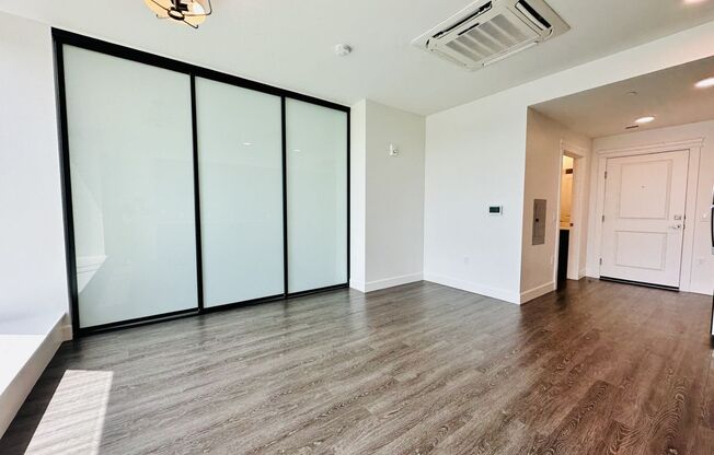 1 bed, 1 bath, 453 sqft, $2,650, Unit 410-812