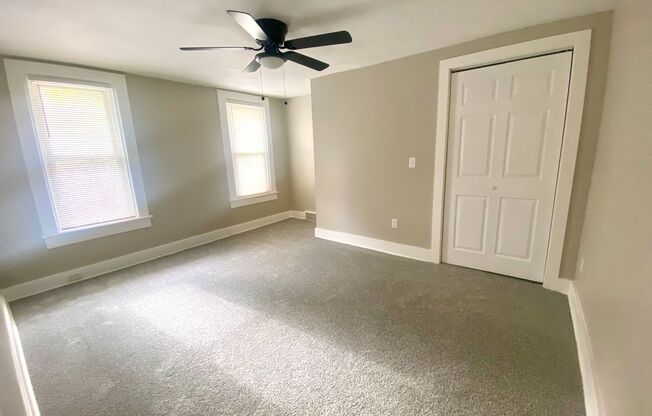 2 beds, 1 bath, $1,400