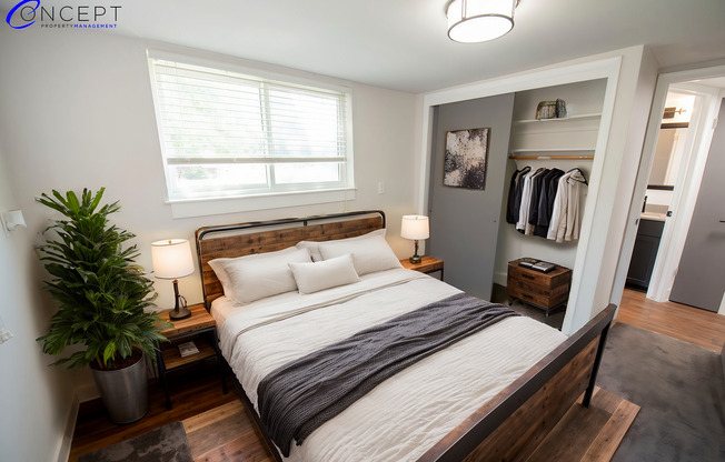 1 bed, 1 bath, 594 sqft, $1,149, Unit 04