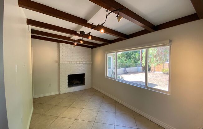 Beautiful La Mesa Single Family Home! Gourmet Kitchen! Large Enclosed Backyard!