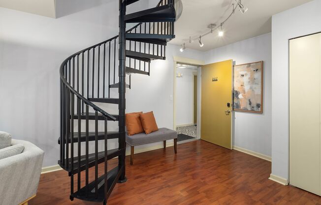 500 Elliott Condos - Lower Queen Anne