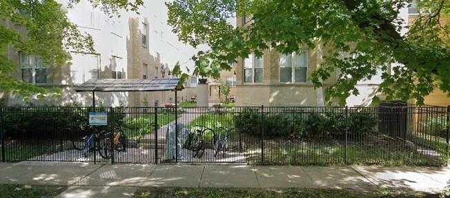 2724 West Lunt Ave.