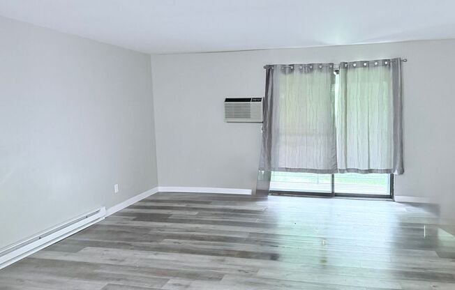 Center Street Apartments