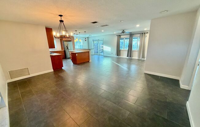 Altamonte Springs - 4 Bedroom, 2 Bathroom - $2,495.00 POOL HOME