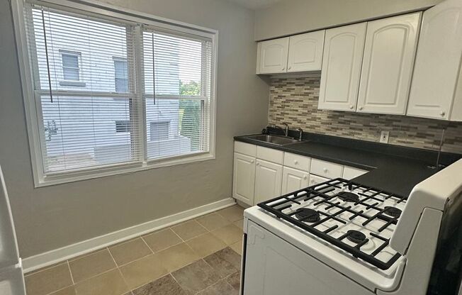 1431 Nightingale Road