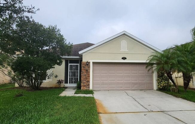 Sprawling 4 bedroom home on the pond!