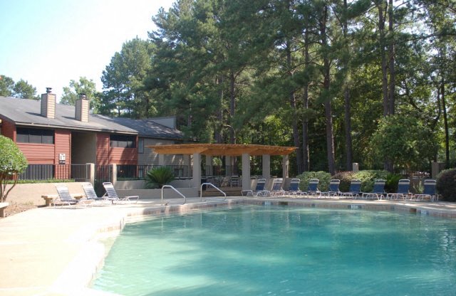 Three Oaks Apartments