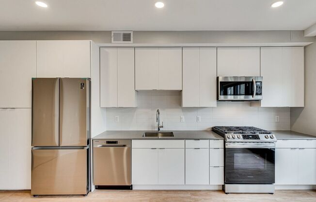 2 beds, 1 bath, 791 sqft, $3,645, Unit 310