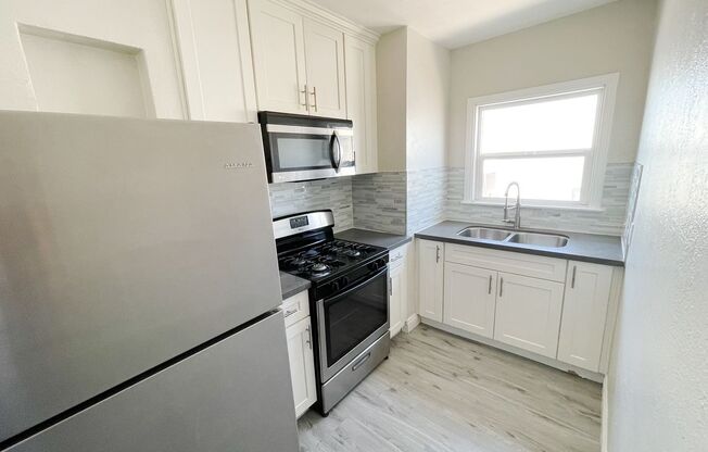 1 bed, 1 bath, 433 sqft, $1,895