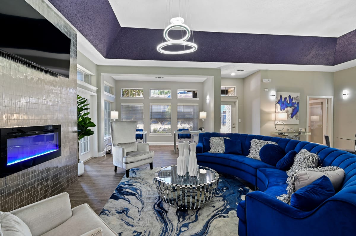 Welcome to Park at Woodlake