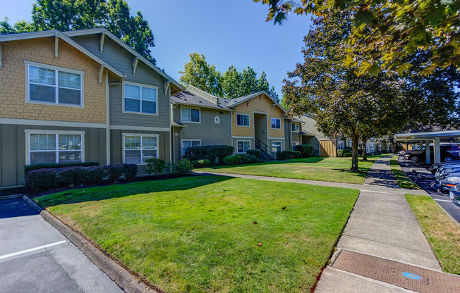 Apartments Near Intel Hillsboro, Commons at Hawthorn Village