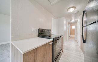 2 beds, 1 bath, 825 sqft, $2,250, Unit Bldg-05, Apt 37