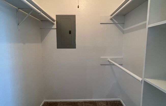 2 beds, 2 baths, 996 sqft, $1,179, Unit 06-031
