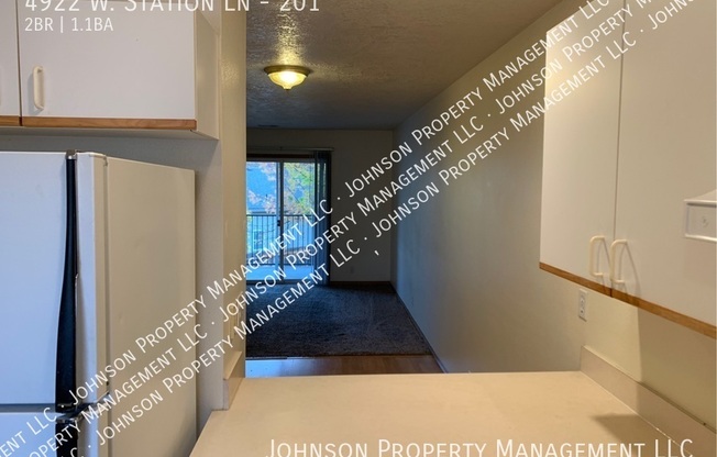 4922 W STA LN