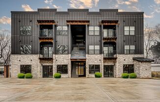 NEW APARTMENTS IN THE HEART OF DOWNTOWN