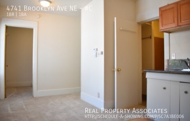 4741 Brooklyn Ave NE