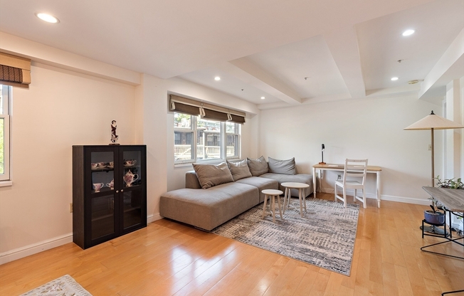 2 beds, 2 baths, 1,187 sqft, $5,800, Unit 304