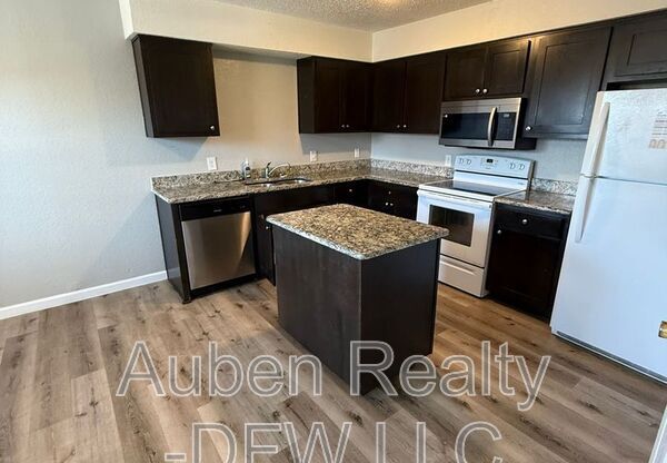 327 SE 3 ST