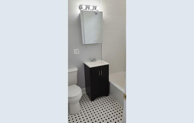 Studio, 1 bath, $995, Unit 101