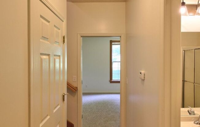 3 beds, 2 baths, 1,700 sqft, $1,999, Unit GP - 2717