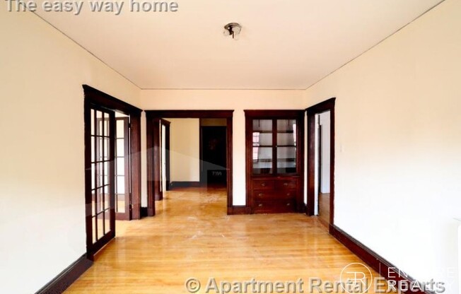 14 Centre St