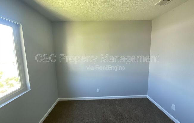 292 GRECIA CT