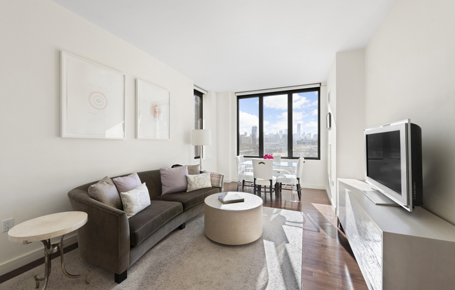 1 bed, 1.5 baths, 793 sqft, $7,500, Unit 12C