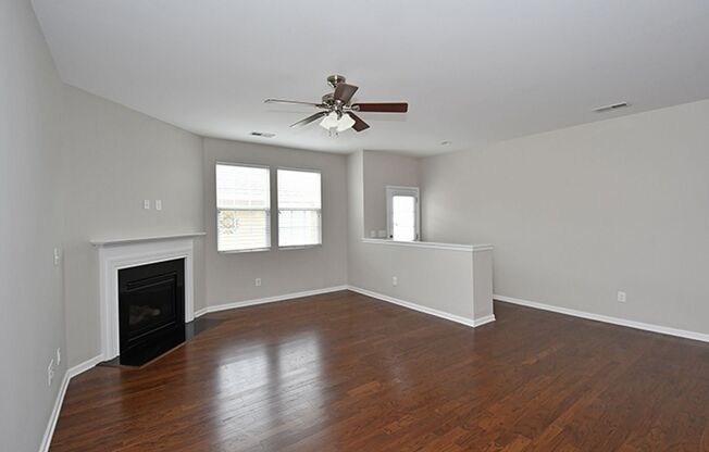 8204 Viewpoint Lane Professionally Managed by Select Real Estate