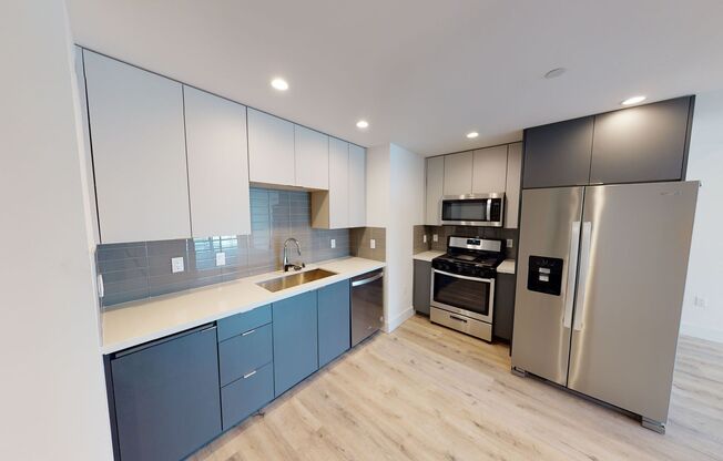 3 beds, 2.5 baths, 1,275 sqft, $3,598, Unit 414