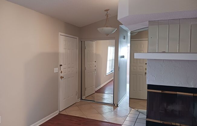 3 Bedroom 2 Bath Single Family Home w/ Waterfront Views