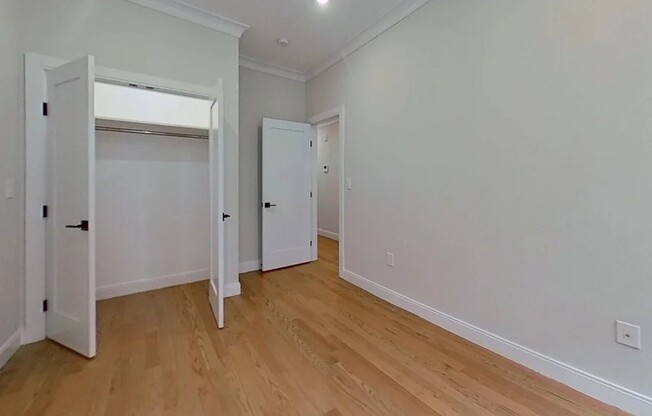 4 beds, 2 baths, 600 sqft, $5,450, Unit 3