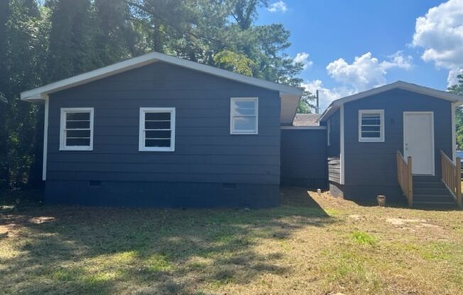 2639 Crystal Springs Drive    ** 2 WEEKS FREE **