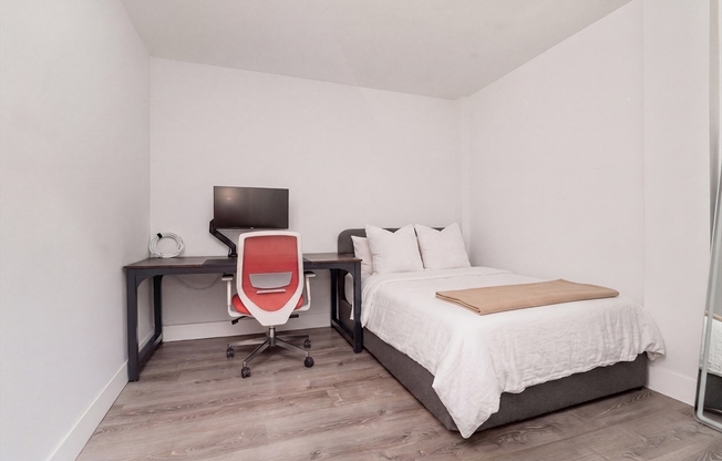 2 beds, 1 bath, 537 sqft, $3,925, Unit B
