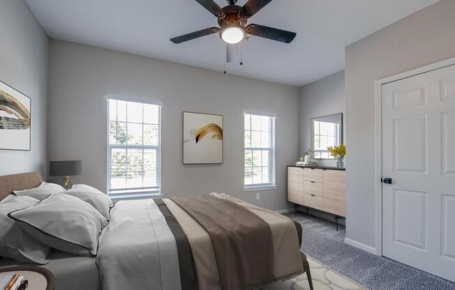 3 beds, 3 baths, 1,250 sqft, $1,870