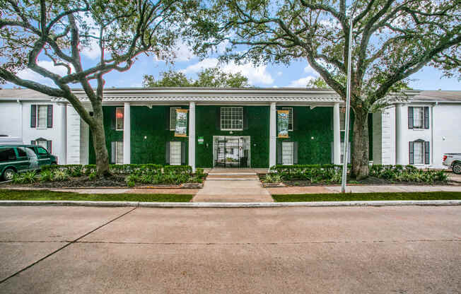 Clubhouse Exterior at Bellaire Oaks Apartments, Houston, Texas