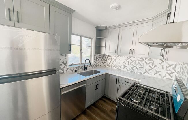 36-42 S. Parkwood Ave.