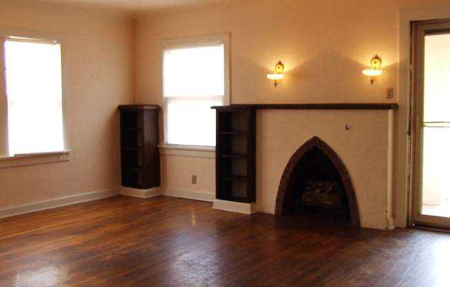 412 Baltimore Charming home