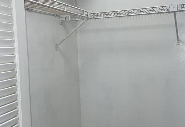 1 bed, 1 bath, 770 sqft, $1,145, Unit Apt 35