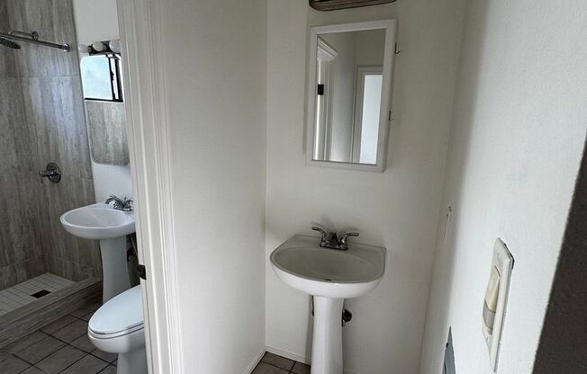 2 beds, 1 bath, 550 sqft, $2,550, Unit 1115-9