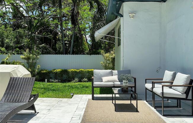 660 NE 121ST ST BISCAYNE PARK, FL 33161