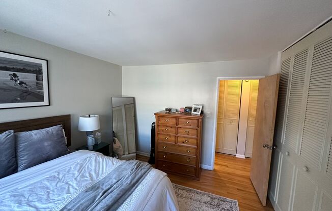 1 bed, 1 bath, $2,025, Unit 555