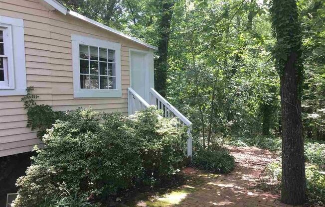 129 Purefoy Road - HOUSE on Southside of Chapel Hill