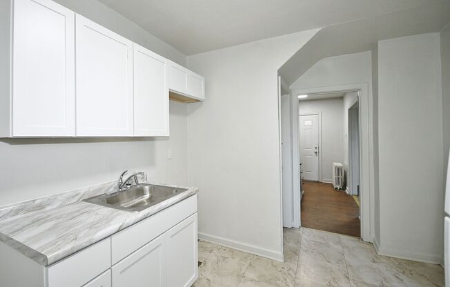 3 beds, 1 bath, 500 sqft, $1,200, Unit 2937 Freeland Street Unit 1