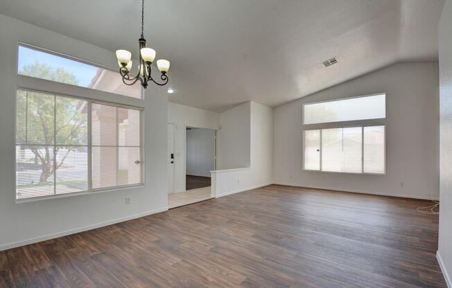 4 Bedroom!! Must See!!