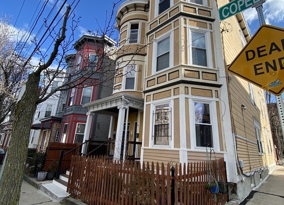 49 COPELAND ST