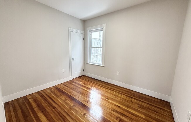 36 RAVEN ST