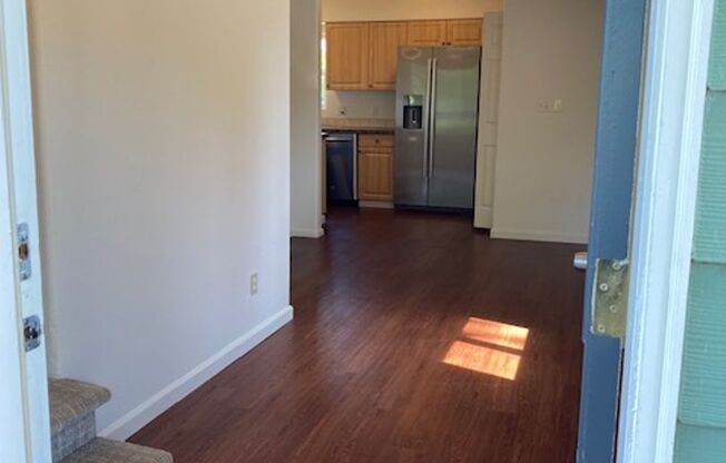 Updated Camas Townhome